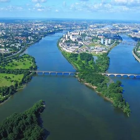 De Charme Pres De Nantes Avec Jardin De 2300 M², Terrasse Privative Et Velos A Disposition - Fr-1-306-798 בית נופש